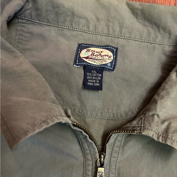 Tommy Bahama khaki green color quarter zip. Size XL - Picture 2 of 7